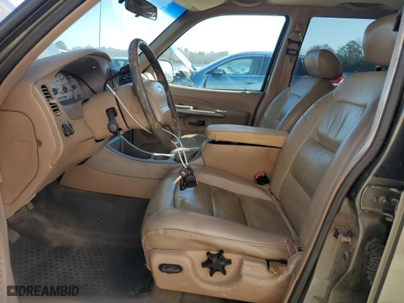 2001 Ford Explorer Sport Trac with VIN 1FMZU67E11UB85553, listed as a Copart auction lot 43657605 with 285,404 mi miles and Salvage Title. Bid and sale history available at carsss.com. Image 7.