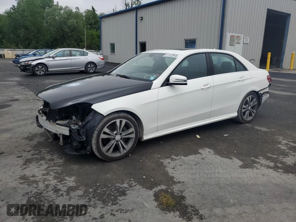 2016 Mercedes-Benz E 350 Luxury z VIN WDDHF8JB0GB281821, wystawiony jako Copart lot #61122545 z przebiegiem 137 276 mil mil oraz Szkoda całkowita • Salvage title. Historia ofert i sprzedaży dostępna na DreamBid. Obrazek 1.