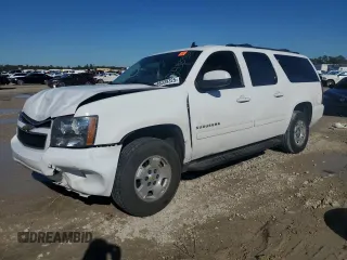 2013 Chevrolet Suburban LS with VIN 1GNSCHE03DR376482, listed as a Copart auction lot 88339325 with 245,421 mi miles and Salvage Title. Bid and sale history available at carsss.com. Image 1.