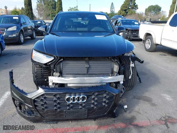 2025 Audi Q5 S line Premium with VIN WA1GAAFY7S2026126, listed as a IAAI auction lot 41535407 with 1,303 mi miles. Bid and sale history available at carsss.com. Image 13.