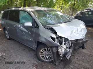 2011 Toyota Sienna XLE AAS с VIN 5TDYK3DC4BS144279, выставлен на аукционе IAAI как лот 42168111 с пробегом 140 000 миль миль и . История ставок и продаж доступна на DreamBid. Изображение 1.