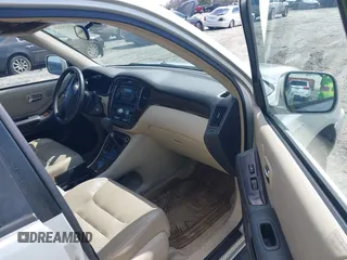 2003 Toyota Highlander z VIN JTEHF21A930113286, wystawiony jako IAAI lot #41619789 z przebiegiem 311 242 mil mil oraz . Historia ofert i sprzedaży dostępna na DreamBid. Obrazek 5.