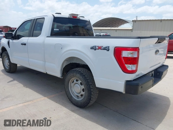 2021 Ford F-150 XL with VIN 1FTEX1EP7MKF05489, listed as a IAAI auction lot 42524599 with 82,824 mi miles and . Bid and sale history available at DreamBid. Image 3.