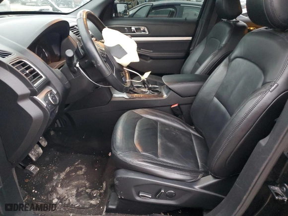 2017 Ford Explorer XLT with VIN 1FM5K7D83HGD63254, listed as a Copart auction lot 43622955 with 86,182 mi miles and Salvage Title. Bid and sale history available at carsss.com. Image 7.