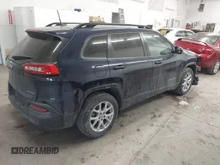 2016 Jeep Cherokee Altitude with VIN 1C4PJLAB6GW158704, listed as a IAAI auction lot 41635866 with 78,115 mi miles and . Bid and sale history available at DreamBid. Image 4.