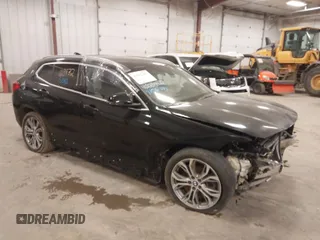 2020 BMW X2 xDrive28i with VIN WBXYJ1C00L5R79711, listed as a IAAI auction lot 41051383 with 1 mi miles. Bid and sale history available at carsss.com. Image 1.