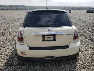 2009 MINI Cooper Hardtop with VIN WMWMF33509TU72832, listed as a Copart auction lot 53357785 with 103,633 mi miles and Salvage Title. Bid and sale history available at carsss.com. Image 6.