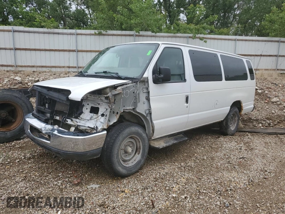 2013 Ford Econoline Passenger XL z VIN 1FBSS3BL6DDA90849, wystawiony jako Copart lot #55224515 z przebiegiem 175 845 mil mil oraz Szkoda całkowita • Salvage title. Historia ofert i sprzedaży dostępna na DreamBid. Obrazek 1.