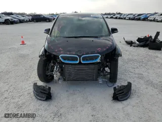 2018 BMW i3 with VIN WBY7Z2C58JVB88621, listed as a Copart auction lot 42405363 with 18,043 mi miles. Bid and sale history available at carsss.com. Image 5.