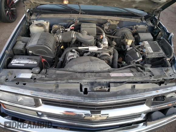 1998 Chevrolet Suburban with VIN 1GNEC16R5WJ304914, listed as a Copart auction lot 86643614 with 97,092 mi miles and Salvage Title. Bid and sale history available at carsss.com. Image 12.