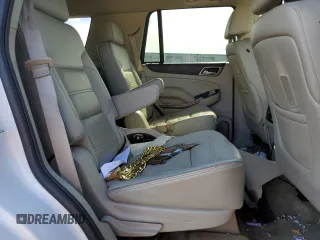 2015 GMC Yukon Denali z VIN 1GKS2CKJ9FR622342, wystawiony jako Copart lot #53671555 z przebiegiem Nie podano mil oraz Czysty tytuł • Clean title. Historia ofert i sprzedaży dostępna na DreamBid. Obrazek 11.
