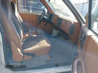 1991 GMC Sonoma with VIN 1GTCS19Z4M8505710, listed as a IAAI auction lot 41865519 with 112,290 mi miles and . Bid and sale history available at carsss.com. Image 5.