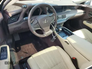 2019 Lexus LS with VIN JTHB51FF6K5008670, listed as a Copart auction lot 73728144 with 0 mi miles and Salvage Title. Bid and sale history available at carsss.com. Image 8.