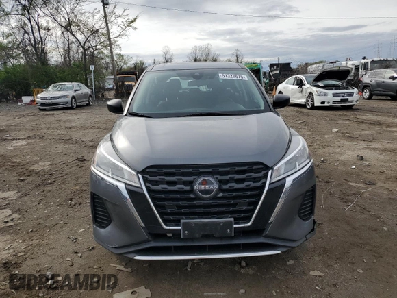 2022 Nissan Kicks S z VIN 3N1CP5BVXNL491561, wystawiony jako Copart lot #51327675 z przebiegiem 87 111 mil mil oraz Szkoda całkowita • Salvage title. Historia ofert i sprzedaży dostępna na DreamBid. Obrazek 5.
