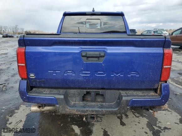 2024 Toyota Tacoma 4WD SR5 with VIN 3TMLB5JN4RM070822, listed as a Copart auction lot 46211465 with 4,731 mi miles and Salvage Title. Bid and sale history available at carsss.com. Image 6.