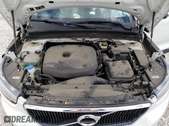 2020 Volvo XC40 Momentum with VIN YV4162UK3L2289293, listed as a Copart auction lot 58990463 with 40,269 mi miles and . Bid and sale history available at DreamBid. Image 13.