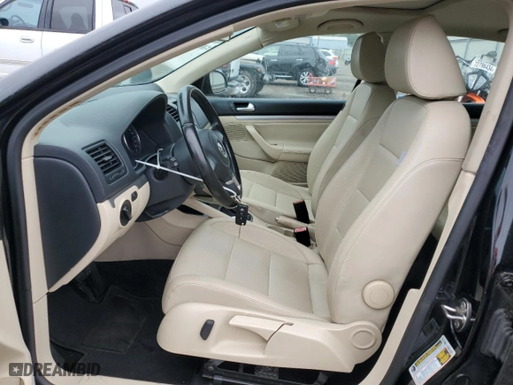 2010 Volkswagen Jetta Sedan SE with VIN 3VWRZ7AJ4AM161976, listed as a Copart auction lot 72391364 with 145,421 mi miles and Salvage Title. Bid and sale history available at carsss.com. Image 7.