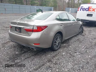 2018 Lexus ES with VIN 58ABK1GG0JU089840, listed as a IAAI auction lot 41900167 with 94,484 mi miles. Bid and sale history available at carsss.com. Image 4.