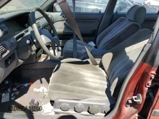 1990 Toyota Camry LE ECT z VIN JT2SV22E0L0351440, wystawiony jako Copart lot #70768614 z przebiegiem 176 239 mil mil oraz Szkoda całkowita • Salvage title. Historia ofert i sprzedaży dostępna na DreamBid. Obrazek 7.