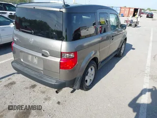 2008 Honda Element EX with VIN 5J6YH287X8L003386, listed as a IAAI auction lot 42110666 with 291,685 mi miles and . Bid and sale history available at DreamBid. Image 4.