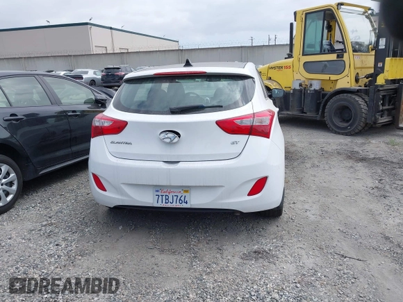 2017 Hyundai Elantra с VIN KMHD35LH3HU354747, выставлен на аукционе IAAI как лот 41763448 с пробегом 94 640 миль миль и . История ставок и продаж доступна на DreamBid. Изображение 17.