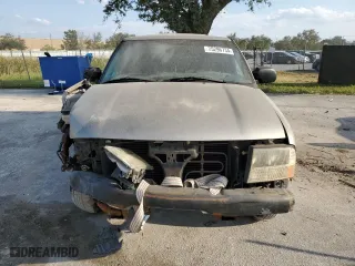 2001 GMC Sonoma SLS w/1SF Pkg with VIN 1GTCS195318169167, listed as a Copart auction lot 75296734 with 0 mi miles and Salvage Title. Bid and sale history available at carsss.com. Image 5.
