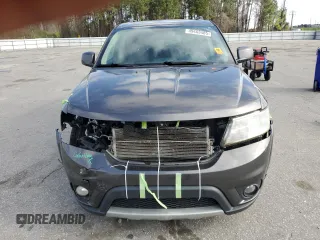 2017 Dodge Journey SXT with VIN 3C4PDCBBXHT685206, listed as a Copart auction lot 49463485 with 186,831 mi miles and Salvage Title. Bid and sale history available at DreamBid. Image 5.