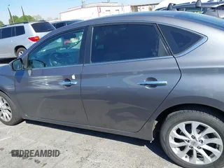 2019 Nissan Sentra SV z VIN 3N1AB7AP5KL621083, wystawiony jako IAAI lot #41838523 z przebiegiem 121 207 mil mil oraz . Historia ofert i sprzedaży dostępna na DreamBid. Obrazek 14.