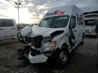 2020 Nissan NV Cargo SV z VIN 1N6BF0LY9LN803984, wystawiony jako Copart lot #55588715 z przebiegiem 156 488 mil mil oraz Szkoda całkowita • Salvage title. Historia ofert i sprzedaży dostępna na DreamBid. Obrazek 1.