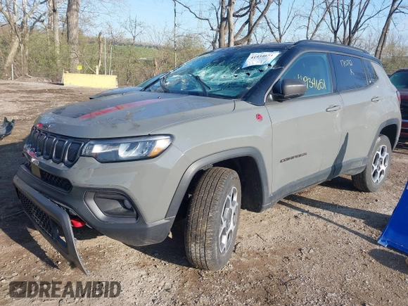 2022 Jeep Compass Trailhawk with VIN 3C4NJDDB6NT170282, listed as a IAAI auction lot 41934651 with 30,781 mi miles and . Bid and sale history available at DreamBid. Image 6.