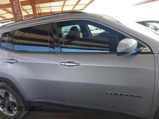 2019 Jeep Compass Limited with VIN 3C4NJDCB8KT791262, listed as a IAAI auction lot 42058202 with 127,992 mi miles and . Bid and sale history available at DreamBid. Image 13.