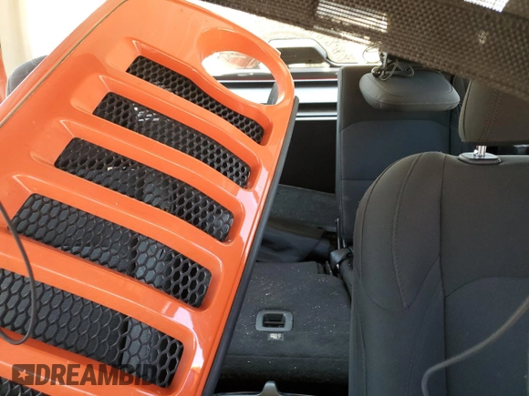 2018 Jeep Wrangler Unlimited Sport с VIN 1C4HJXDG8JW183775, выставлен на аукционе Copart как лот 64964175 с пробегом Не указан миль и Списание • Salvage title. История ставок и продаж доступна на DreamBid. Изображение 10.