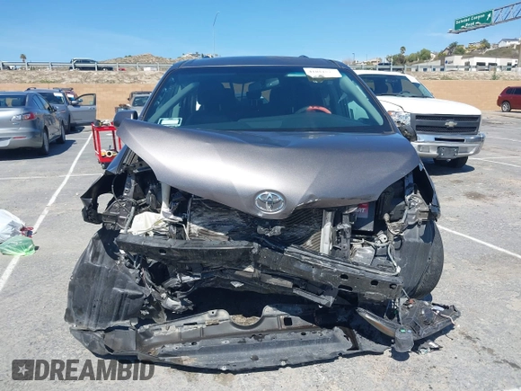 2016 Toyota Sienna SE с VIN 5TDXK3DC4GS708290, выставлен на аукционе IAAI как лот 41851812 с пробегом 136 544 миль миль и . История ставок и продаж доступна на DreamBid. Изображение 12.