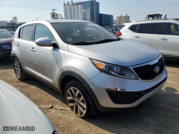 2016 Kia Sportage LX with VIN KNDPB3AC8G7866288, listed as a Copart auction lot 61395234 with 104,735 mi miles and Salvage Title. Bid and sale history available at carsss.com. Image 4.