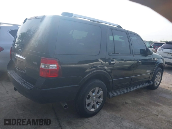 2007 Ford Expedition Limited with VIN 1FMFU19597LA43789, listed as a IAAI auction lot 41857297 with 221,500 mi miles. Bid and sale history available at carsss.com. Image 4.