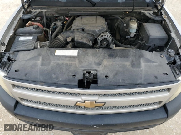 2007 Chevrolet Silverado 1500 Work Truck with VIN 2GCEC13C371519647, listed as a Copart auction lot 84474094 with 95,258 mi miles and Salvage Title. Bid and sale history available at DreamBid. Image 12.