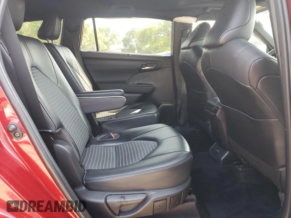 2022 Toyota Highlander XSE with VIN 5TDLZRBH2NS242545, listed as a Copart auction lot 59473185 with 150,464 mi miles and Clean title. Bid and sale history available at DreamBid. Image 11.