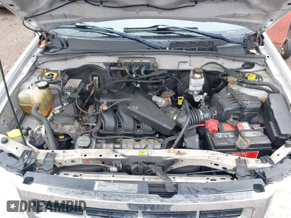 2008 Ford Escape Limited с VIN 1FMCU94128KE80028, выставлен на аукционе IAAI как лот 42168190 с пробегом 180 565 миль миль и . История ставок и продаж доступна на DreamBid. Изображение 10.