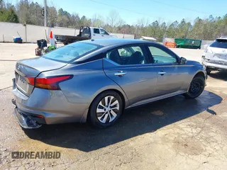 2020 Nissan Altima S with VIN 1N4BL4BV3LC277136, listed as a IAAI auction lot 41824422 with 105,250 mi miles and . Bid and sale history available at carsss.com. Image 4.
