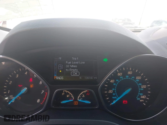 2016 Ford Escape SE with VIN 1FMCU0GXXGUB13165, listed as a IAAI auction lot 42094170 with 156,187 mi miles and . Bid and sale history available at carsss.com. Image 7.