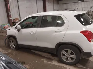 2018 Chevrolet Trax LS with VIN KL7CJNSB2JB694599, listed as a IAAI auction lot 41986241 with 66,965 mi miles. Bid and sale history available at carsss.com. Image 14.