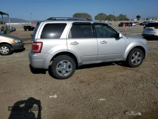 2010 Ford Escape Limited z VIN 1FMCU0E70AKA35582, wystawiony jako Copart lot #54176865 z przebiegiem Nie podano mil oraz Czysty tytuł • Clean title. Historia ofert i sprzedaży dostępna na DreamBid. Obrazek 3.