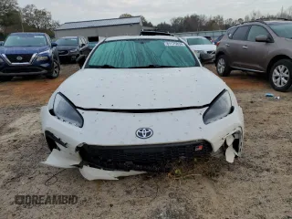 2022 Toyota GR86 with VIN JF1ZNBC19N8758457, listed as a Copart auction lot 81175834 with 59,086 mi miles and Salvage Title. Bid and sale history available at carsss.com. Image 5.