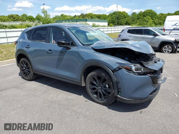 2024 Mazda CX-5 S Carbon Edition z VIN JM3KFBCL9R0514538, wystawiony jako Copart lot #58518615 z przebiegiem 23 037 mil mil oraz Tytuł czysty. Historia ofert i sprzedaży dostępna na DreamBid. Obrazek 4.