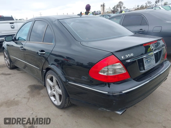 2009 Mercedes-Benz E-Class Luxury 3.5L with VIN WDBUF56X09B409861, listed as a IAAI auction lot 41861818 with 175,491 mi miles. Bid and sale history available at carsss.com. Image 3.