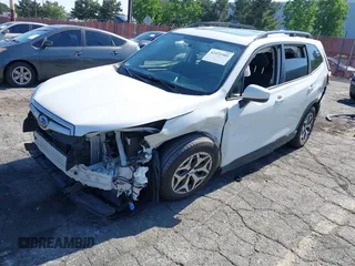 2020 Subaru Forester Premium with VIN JF2SKAJC8LH569025, listed as a IAAI auction lot 42471901 with 89,458 mi miles and . Bid and sale history available at DreamBid. Image 18.