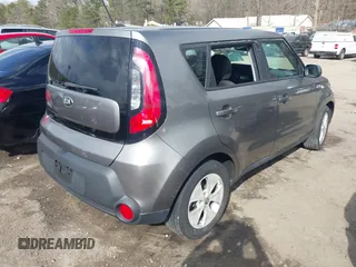 2016 Kia Soul with VIN KNDJN2A23G7397304, listed as a IAAI auction lot 41795662 with 37,494 mi miles. Bid and sale history available at carsss.com. Image 4.