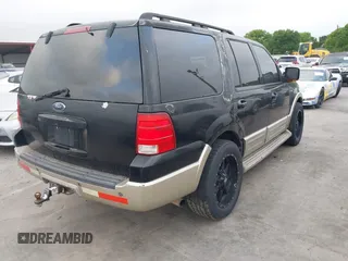 2006 Ford Expedition Eddie Bauer with VIN 1FMPU17546LA43849, listed as a IAAI auction lot 41914290 with 198,325 mi miles. Bid and sale history available at carsss.com. Image 4.