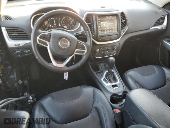 2018 Jeep Cherokee Latitude Plus with VIN 1C4PJLLB1JD510183, listed as a Copart auction lot 85849904 with 86,787 mi miles and Salvage Title. Bid and sale history available at DreamBid. Image 8.