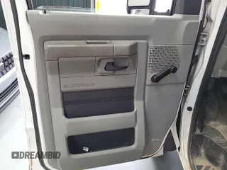 2013 Ford Econoline Cargo Commercial with VIN 1FTNE1EW6DDB01438, listed as a IAAI auction lot 42737683 with 125,160 mi miles and . Bid and sale history available at DreamBid. Image 16.